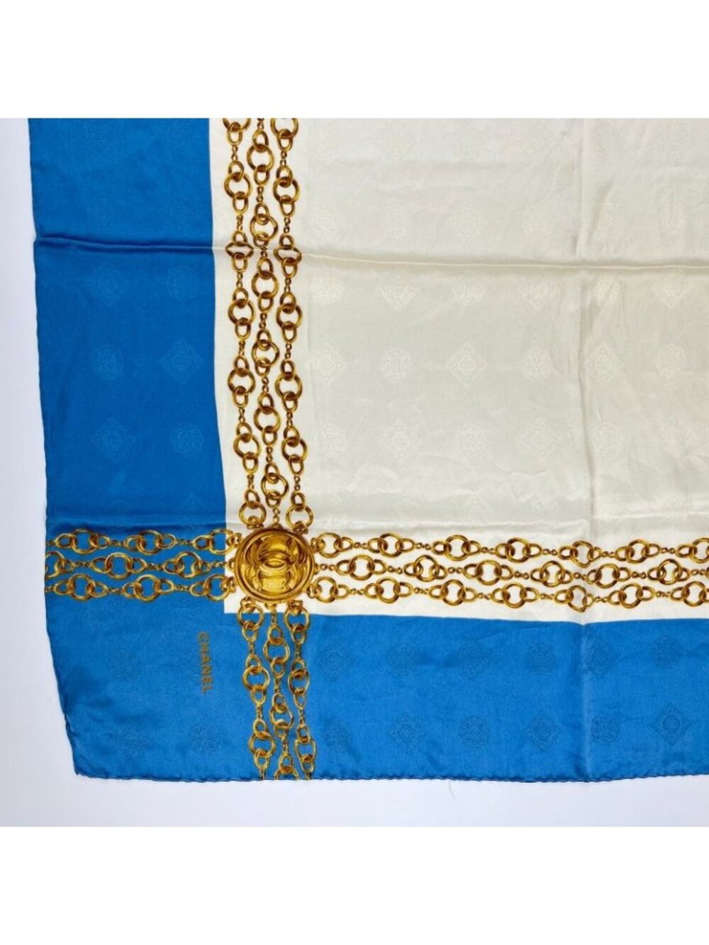 Chanel CC Logo Scarf Silk Multicolor Vintage - Picture 4 of 16